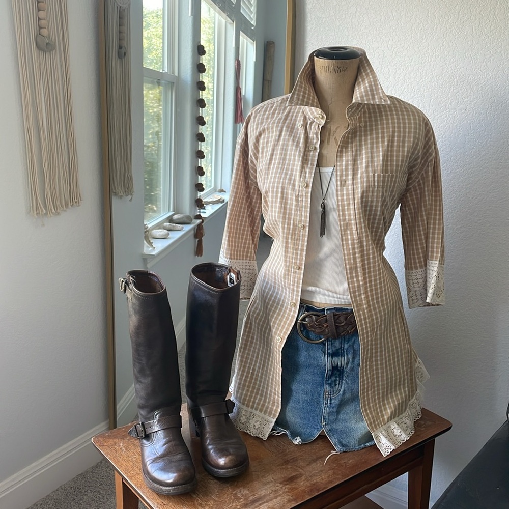 Tan Gingham Women's Top with Lace Accents